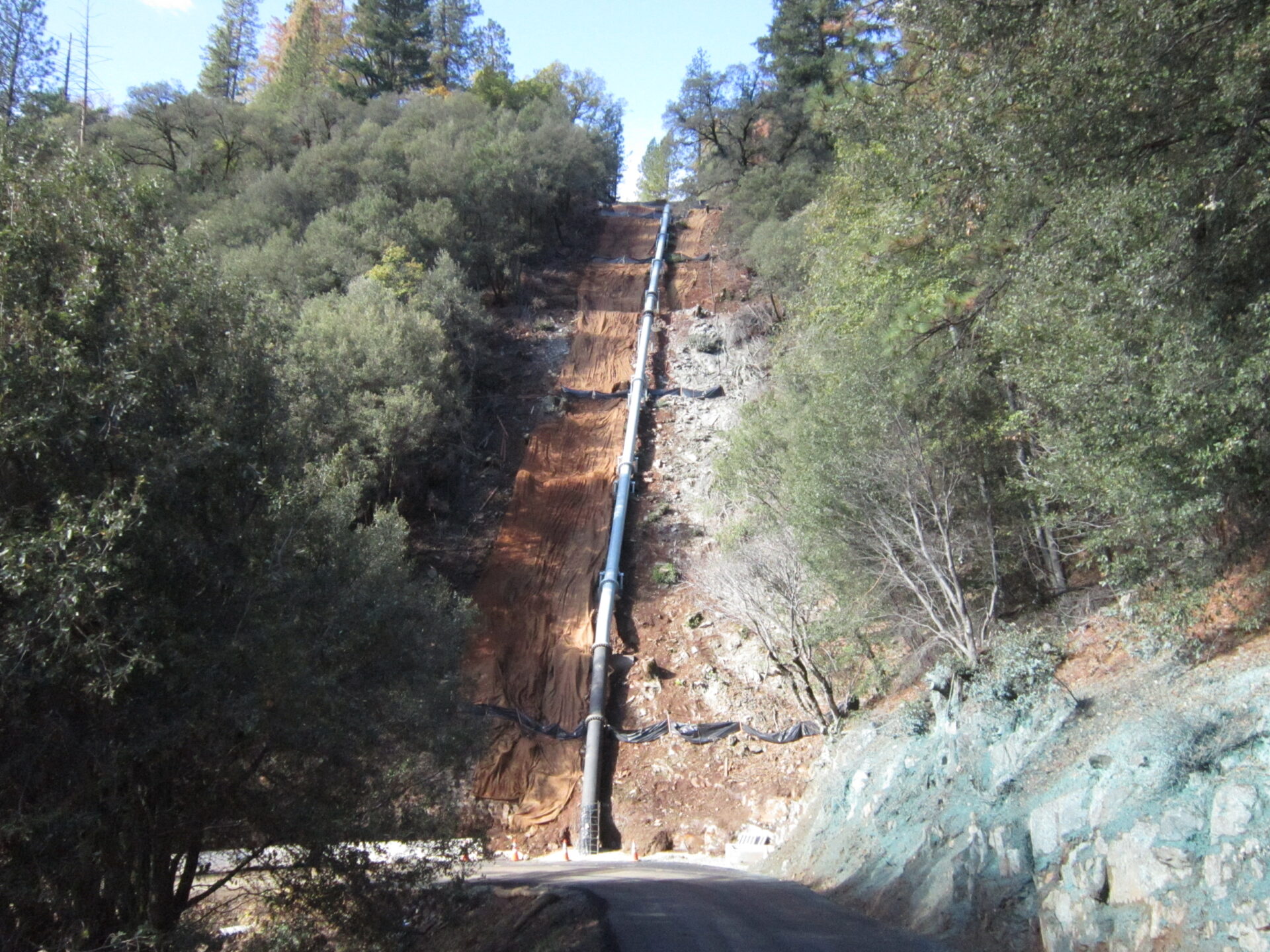 Gravity fed water supply line